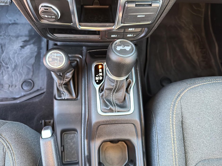 Jeep Wrangler Sport Climatiseur 2024-14