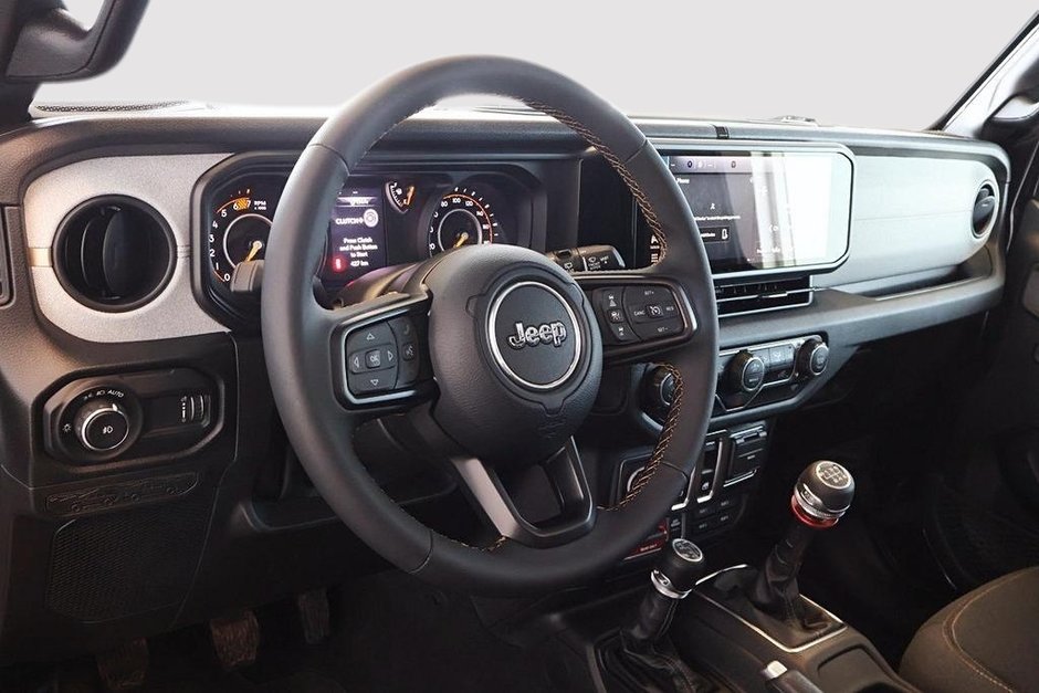 2025 Jeep Wrangler Willys V6 4X4-11