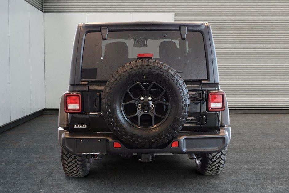 2025 Jeep Wrangler Willys V6 4X4-5
