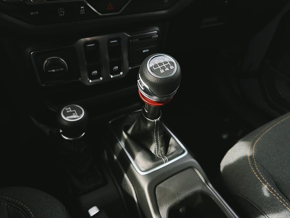 2026 Jeep Wrangler SPORT-13