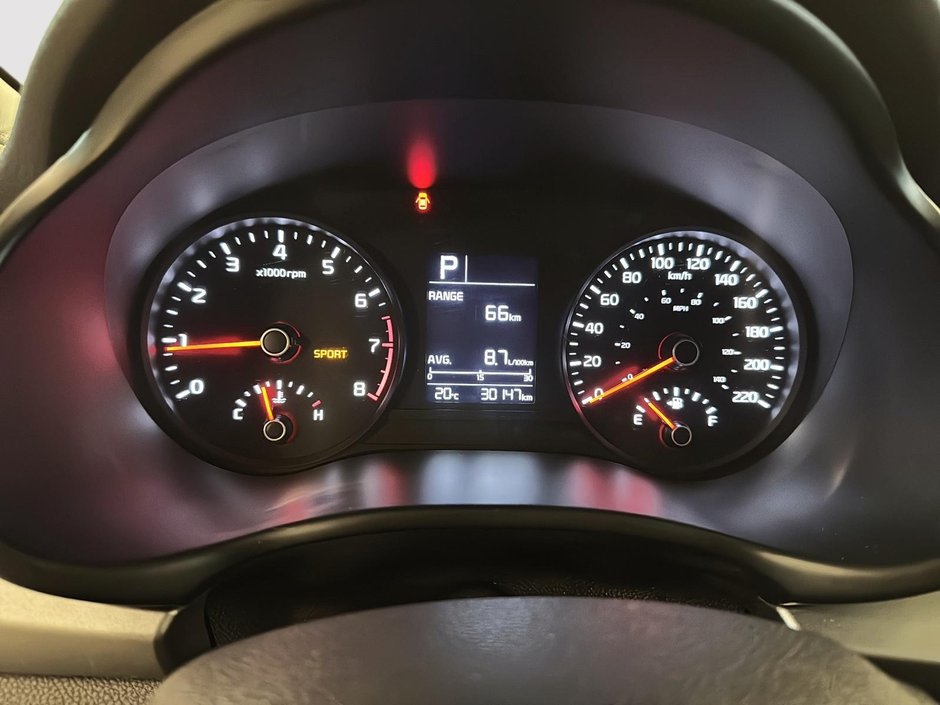 2022 Kia Rio 5-door LX PREMIUM-12