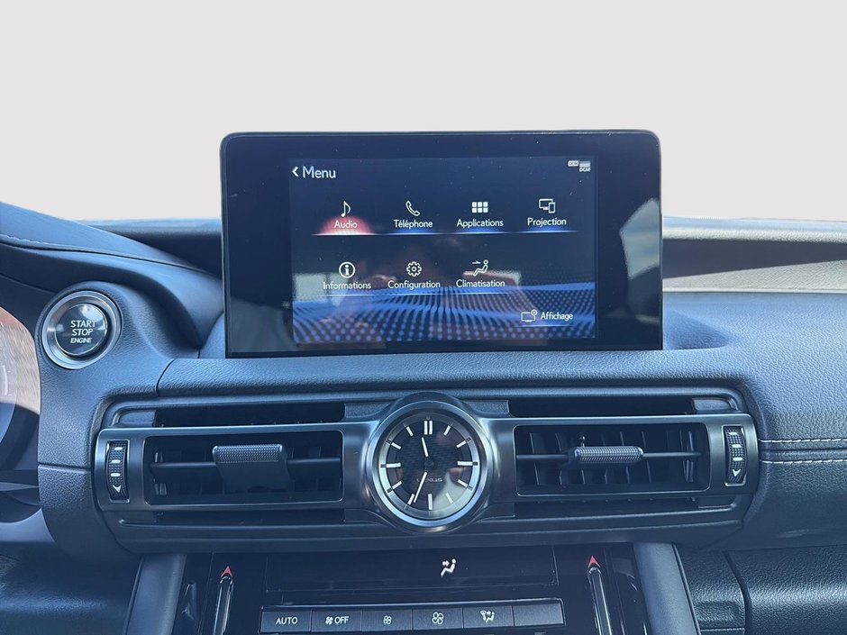 2023 Lexus IS 300-18