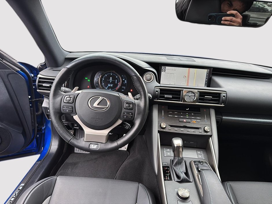 2020 Lexus IS 350-9