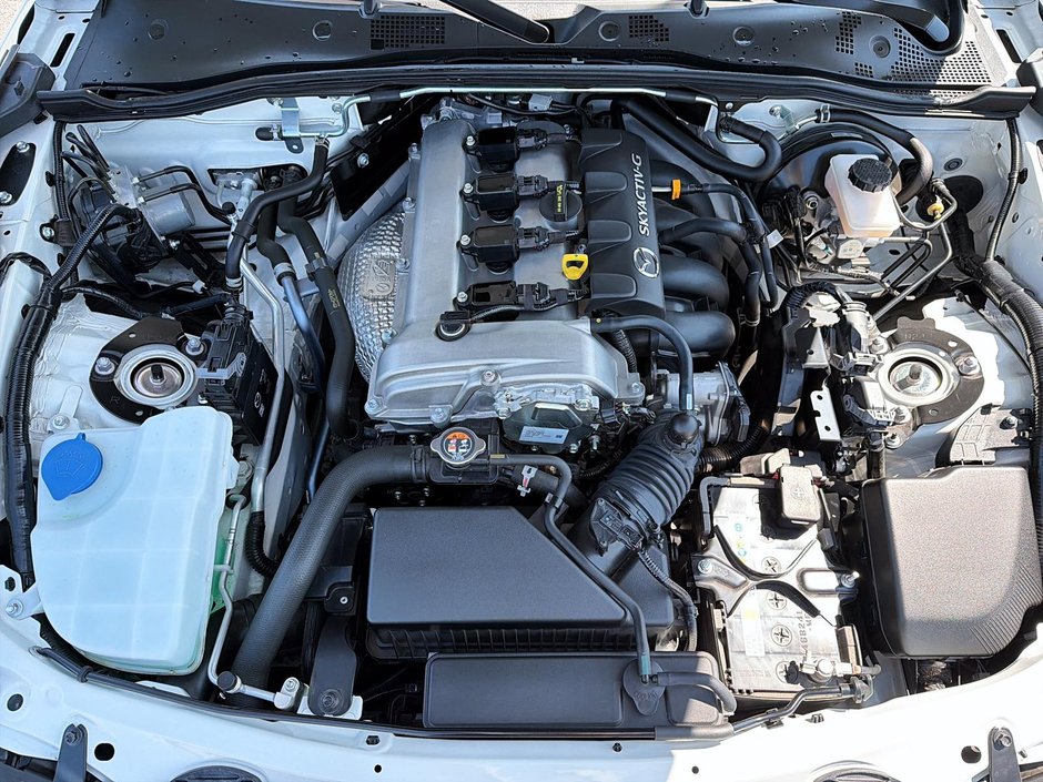 Mazda MX-5 GS 2023-7