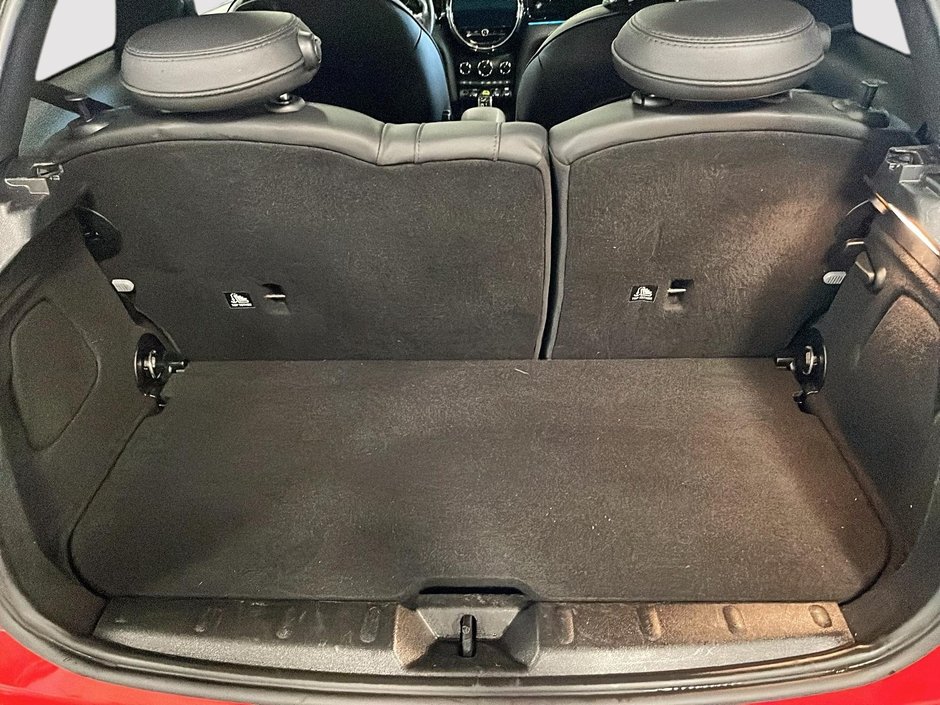 2023 MINI 3 Door Cooper SE 100% Electric Premium-5