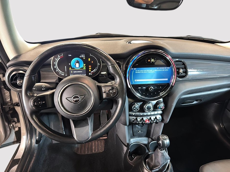 2024 MINI 3 Door Cooper-8