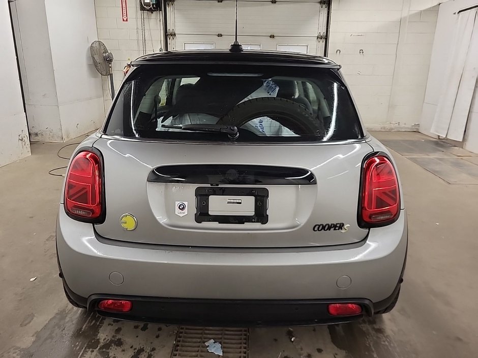 MINI 3 Door Cooper SE PREMIER 2024-10