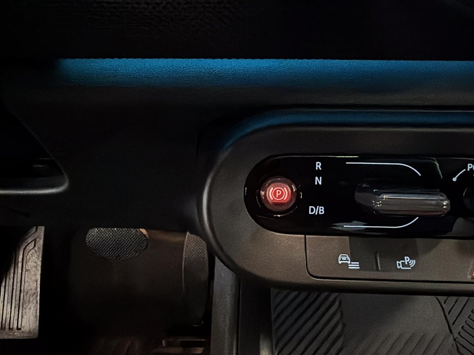 MINI Countryman SE ALL4 2025-14