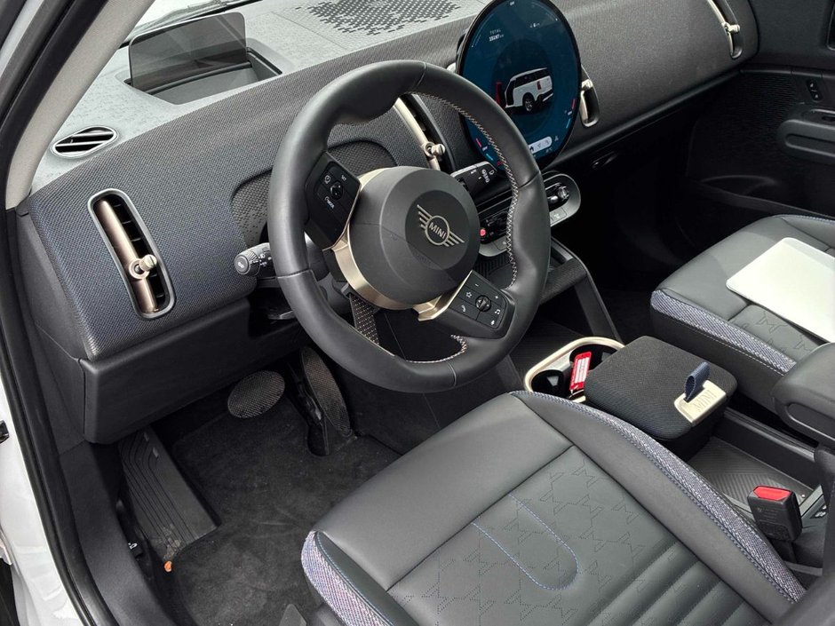 2025 MINI Countryman SE ALL4-1