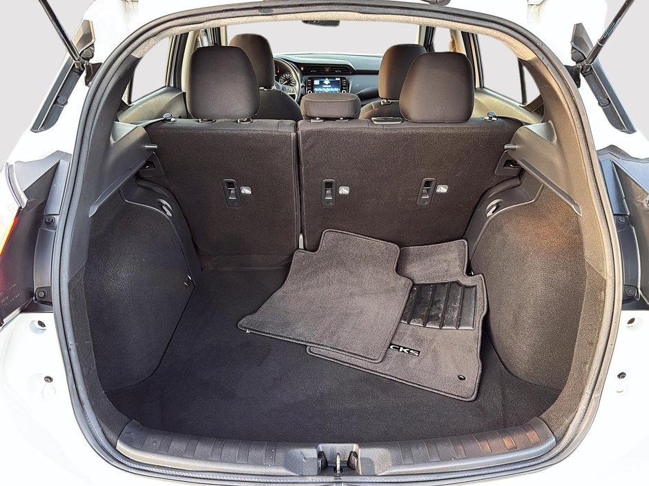 2023 Nissan Kicks SV-5