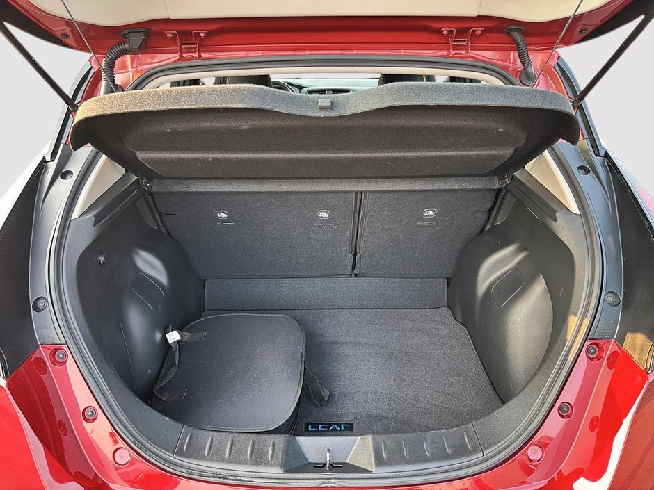 2023 Nissan Leaf SV PLUS NAVIGATION-5