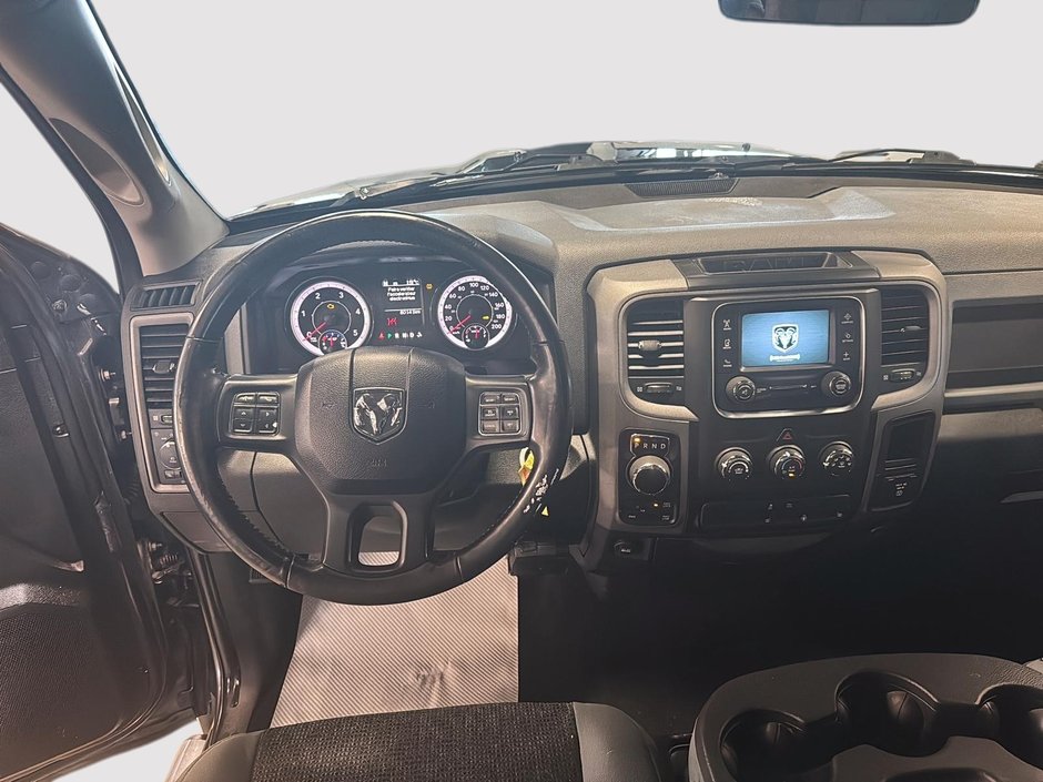 2019 Ram 1500 Classic TRADESMAN CREW CAB-9