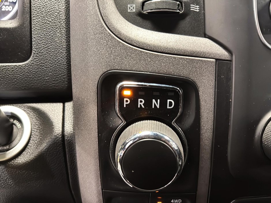 2019 Ram 1500 Classic TRADESMAN CREW CAB-14