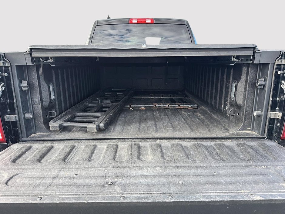 Ram 1500 Classic Express 2021-15