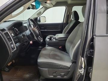 2021 Ram 1500 Classic Express CrewCab-2