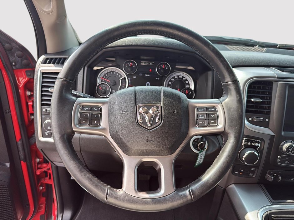 Ram 1500 Classic SLT+ | CREW CAB | V8 4X4 2022-11