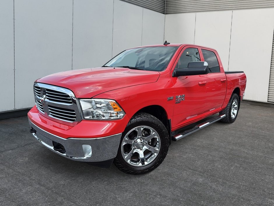 Ram 1500 Classic SLT+ | CREW CAB | V8 4X4 2022-0