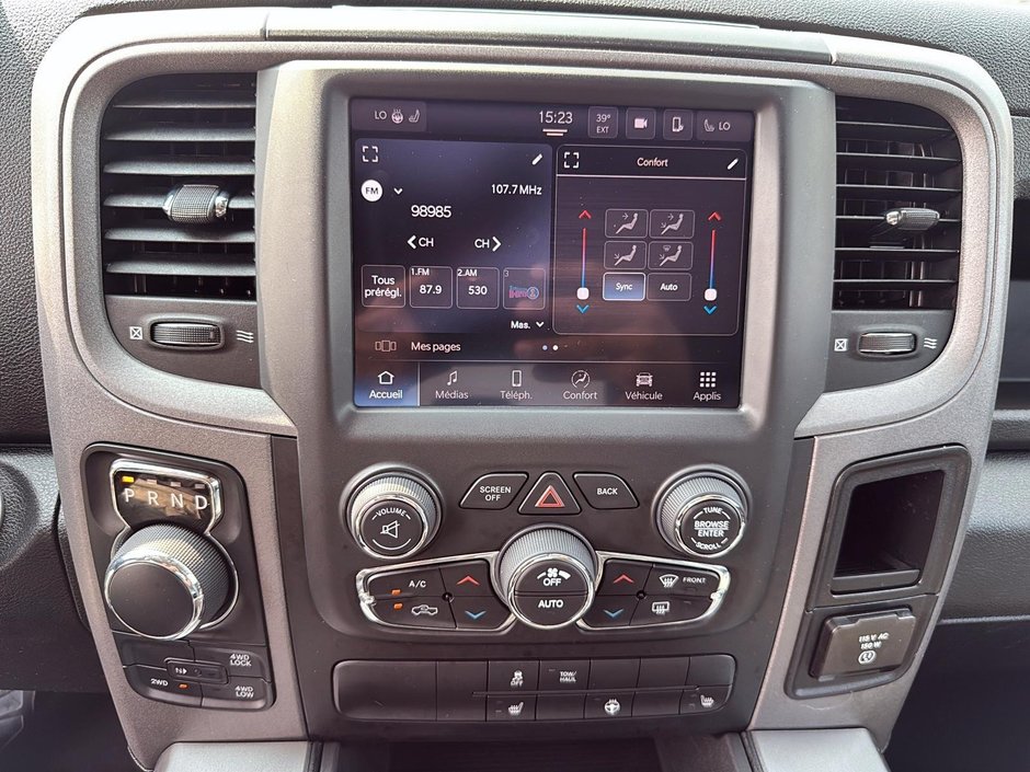 2022 Ram 1500 Classic Express Night 4x4 V6 Boîte 6.4-18