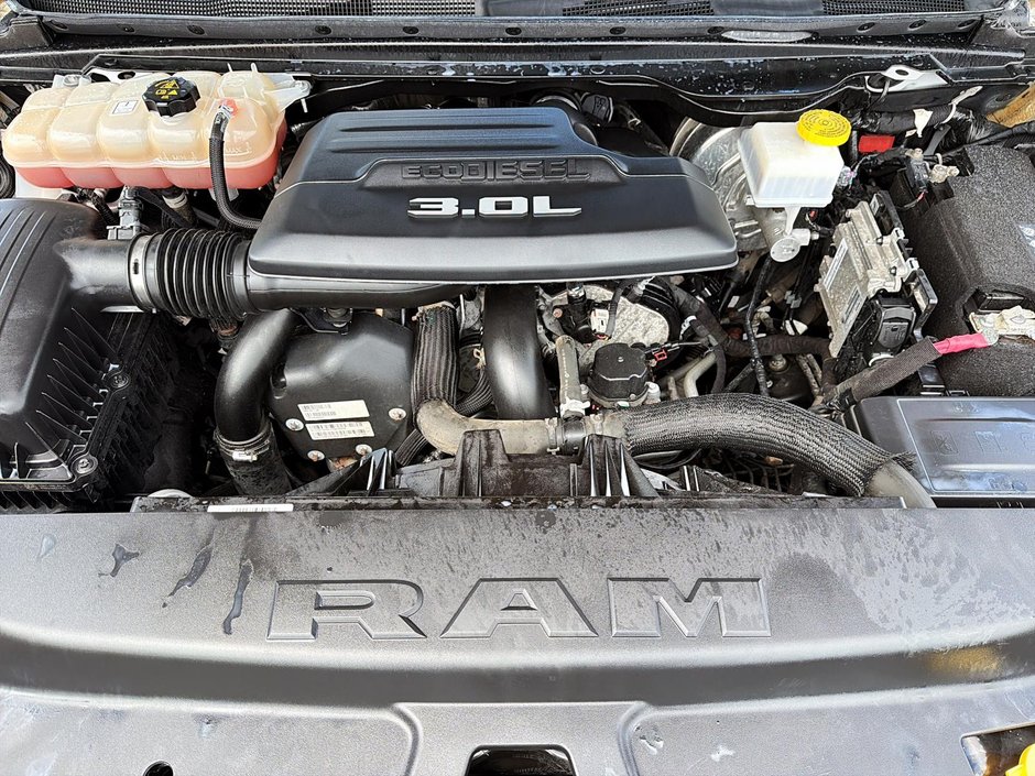 2020 Ram 1500 LIMITED 4X4 CREW CAB // DIESEL // TOIT PANORAMIQUE-7