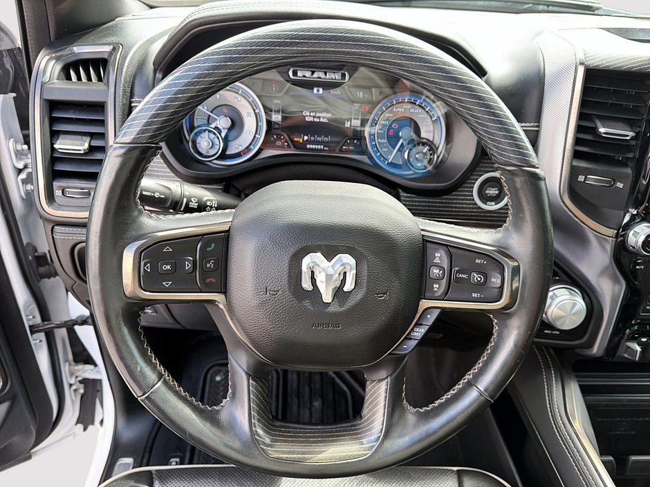 2020 Ram 1500 LIMITED 4X4 CREW CAB // DIESEL // TOIT PANORAMIQUE-11