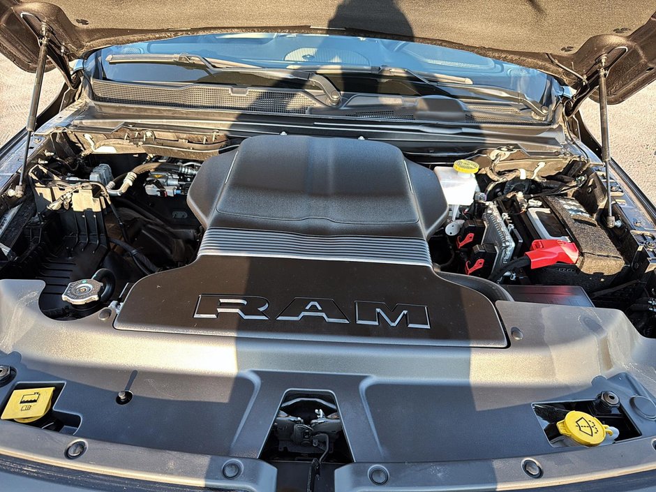 2022 Ram 1500 Sport V8 Crewcab Ensemble GT-7