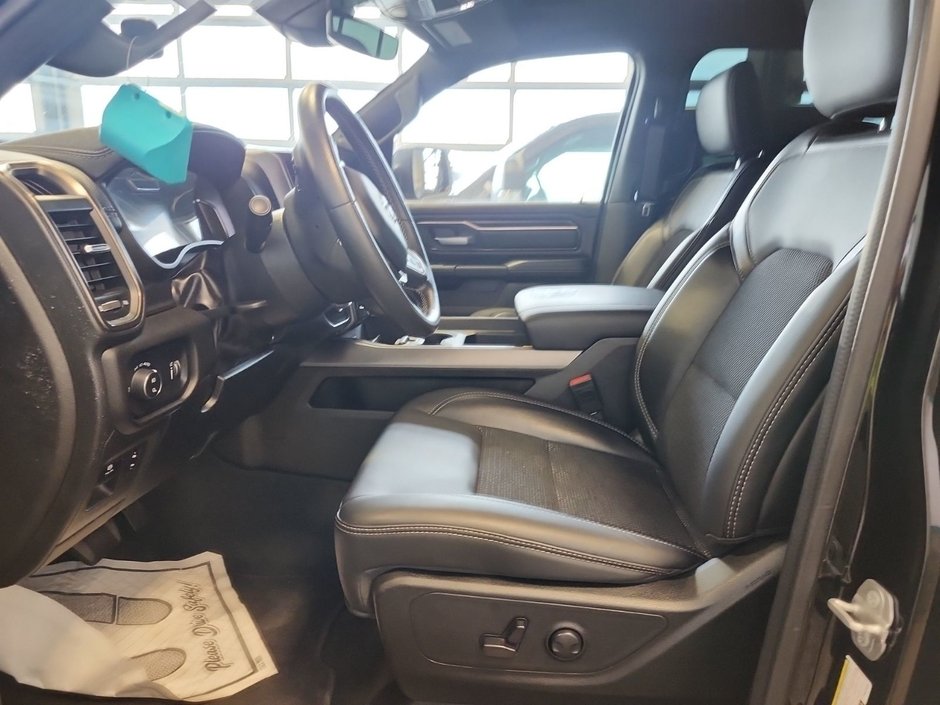 Ram 1500 SPORT CREWCAB V8 4X4 TOIT-PANORAMIQUE 2023-6