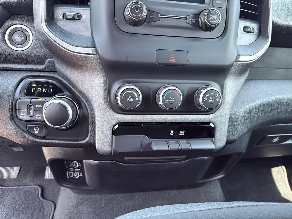 Ram 1500 TRADESMAN 2024-13