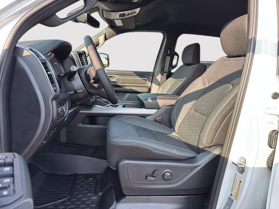 Ram 1500 BIG HORN 2025-7