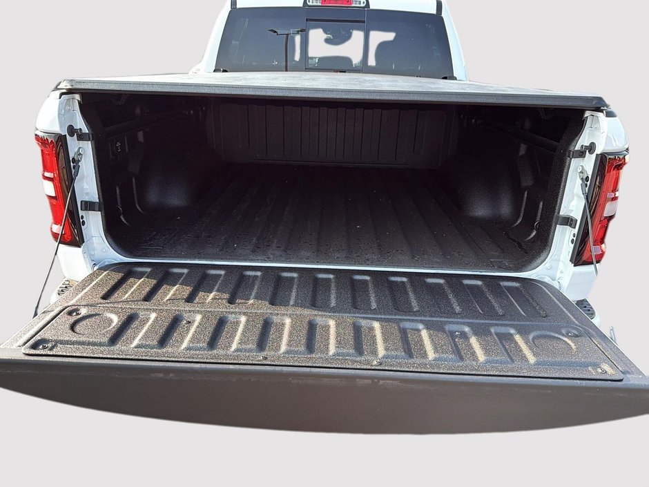 Ram 1500 BIG HORN 2025-14