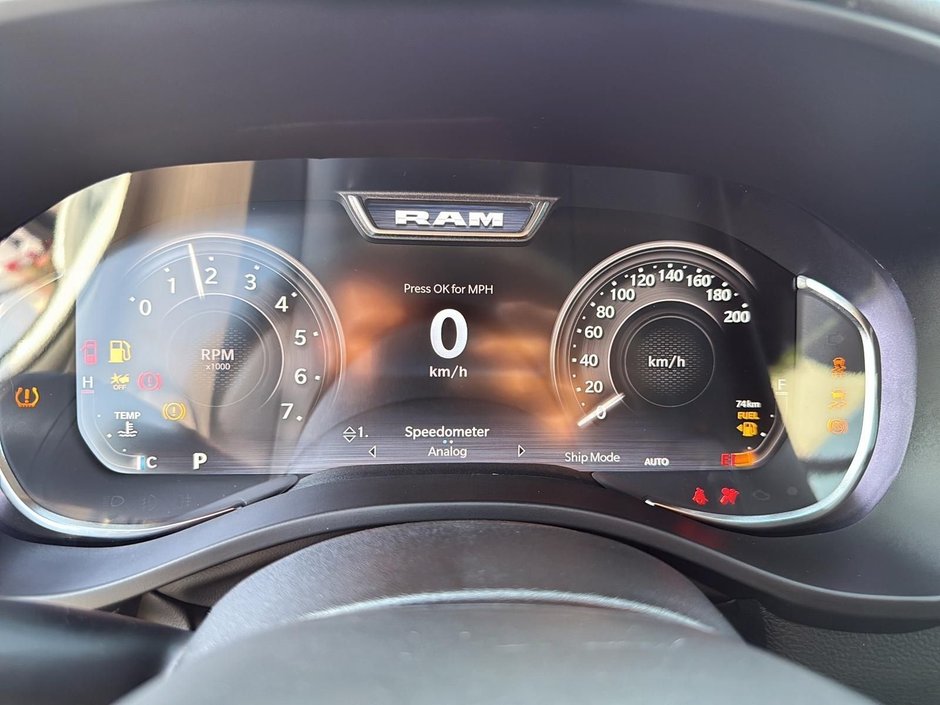 Ram 1500 BIG HORN 2025-10