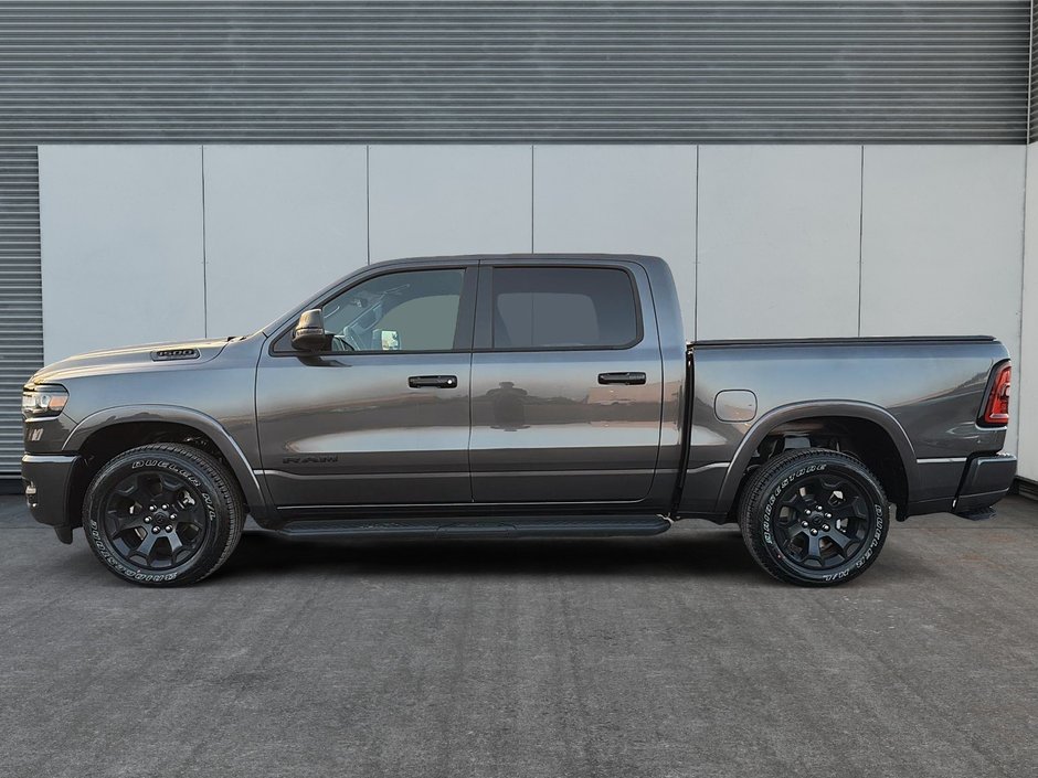 2025 Ram 1500 BIG HORN-4