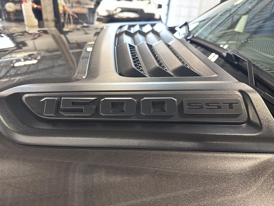 2025 Ram 1500 Sport-5