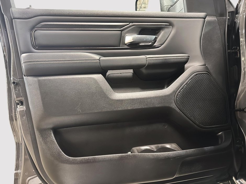 2025 Ram 1500 Sport-10