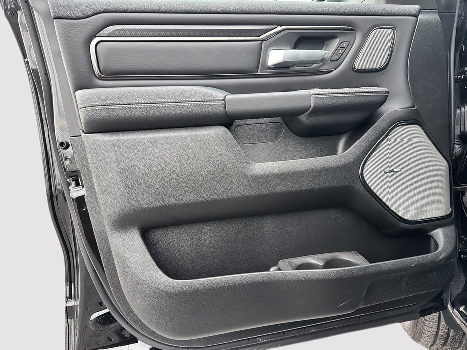 2026 Ram 1500 SPORT-10