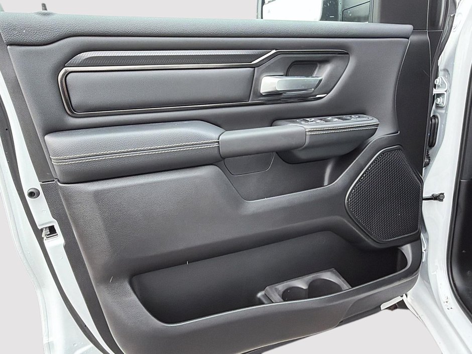 2026 Ram 1500 SPORT-10