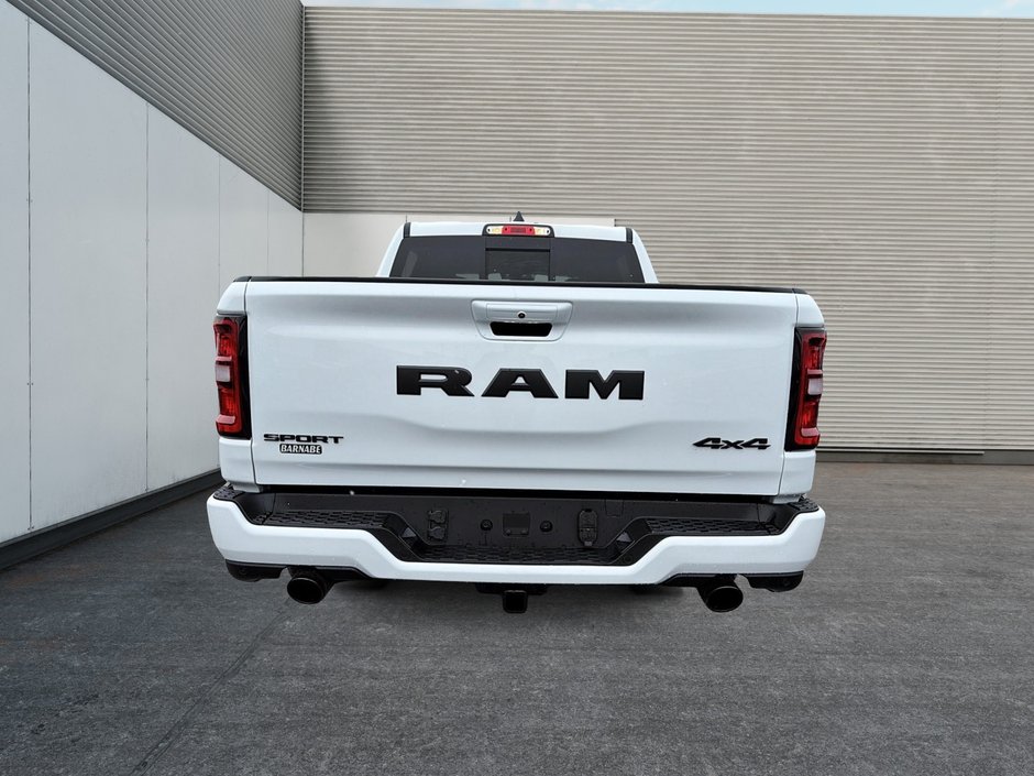 2026 Ram 1500 SPORT-2
