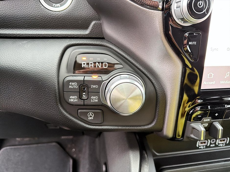 2026 Ram 1500 SPORT-13