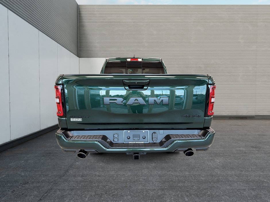 2026 Ram 1500 SPORT-2