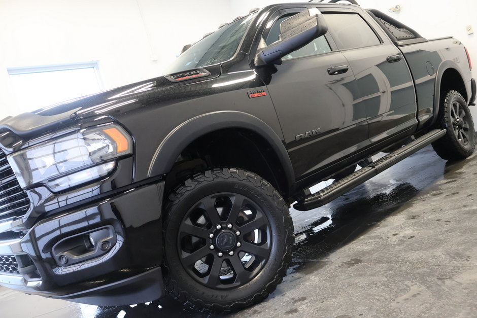 2020 Ram 2500 Big Horn Night 6.4L V8 4x4 LongBox-1