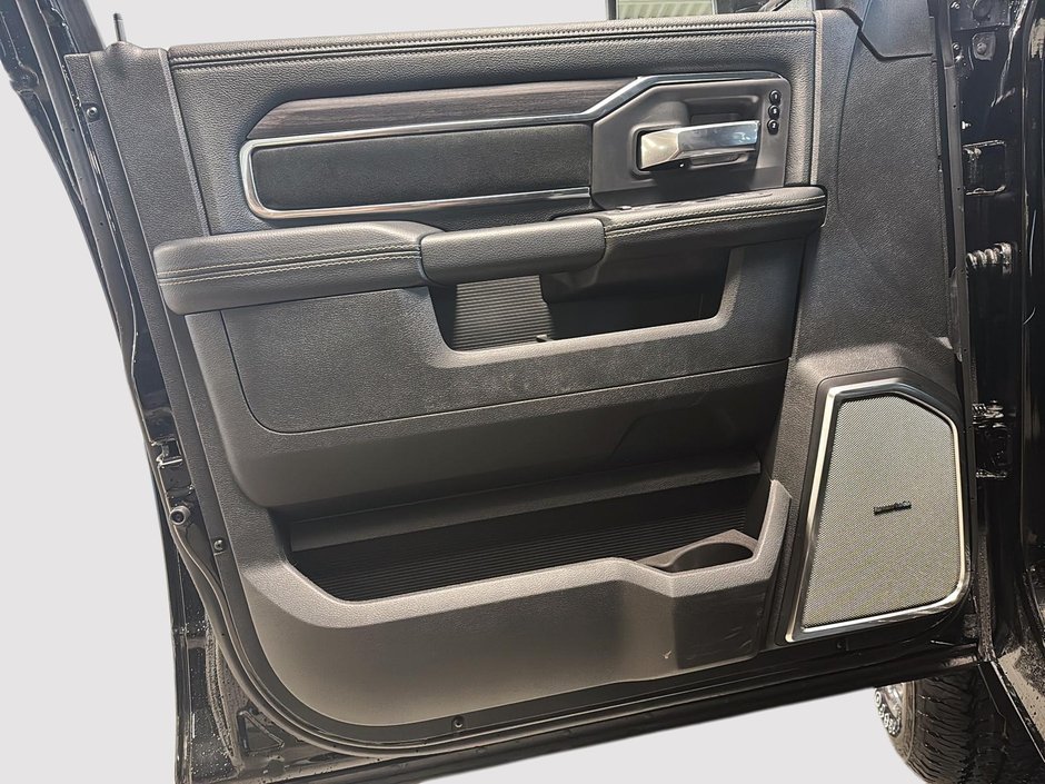 2026 Ram 2500 LARAMIE-10