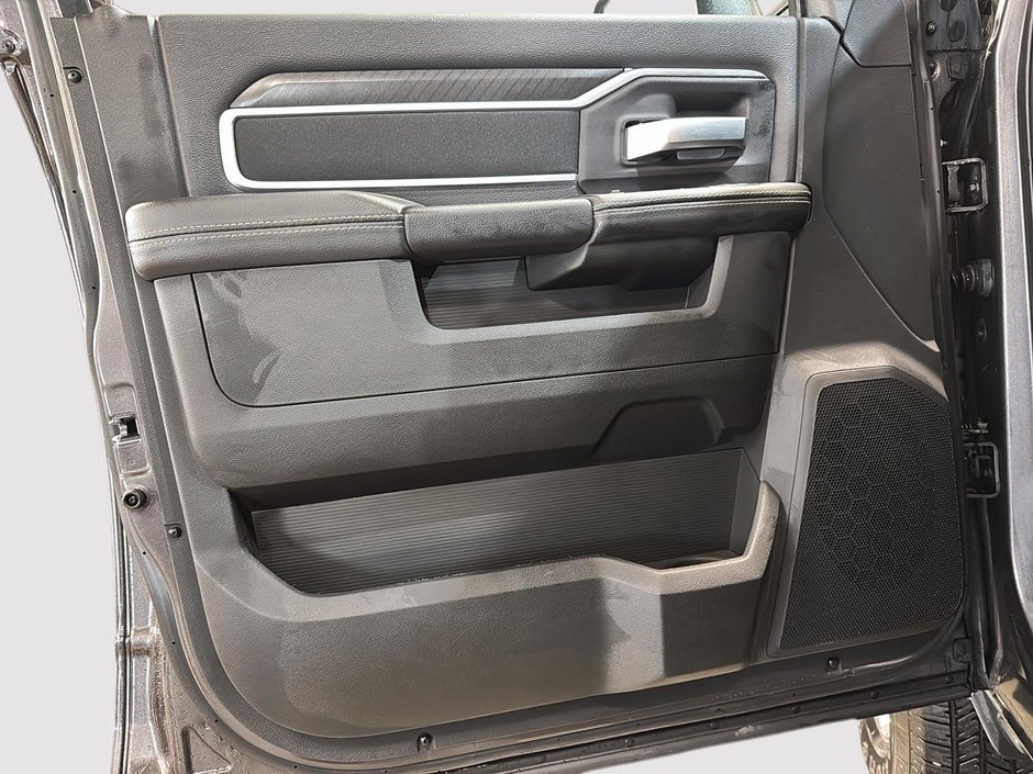 2026 Ram 2500 BIG HORN-10