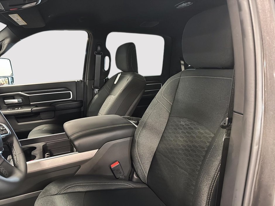 2026 Ram 2500 BIG HORN-8