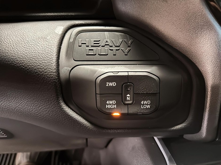 2026 Ram 2500 BIG HORN-15