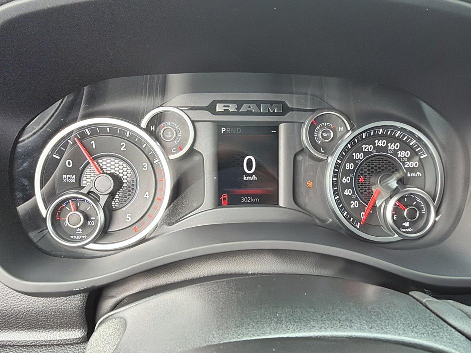 2026 Ram 2500 BIG HORN-12