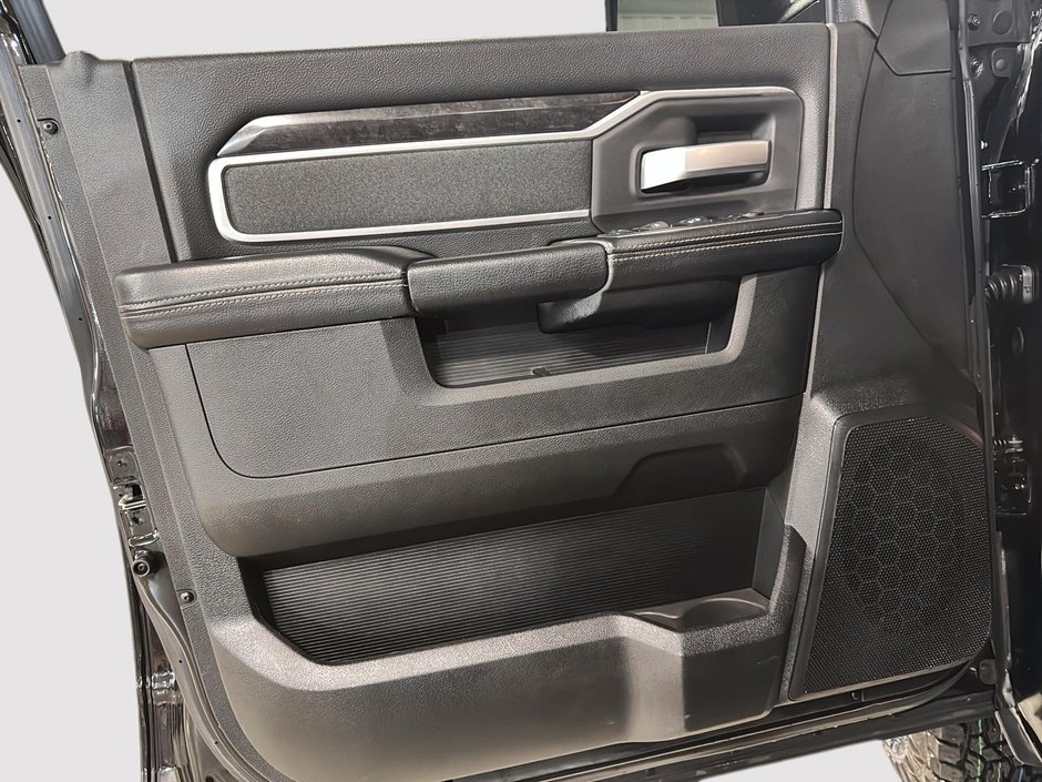 Ram 3500 Big Horn 2023-11