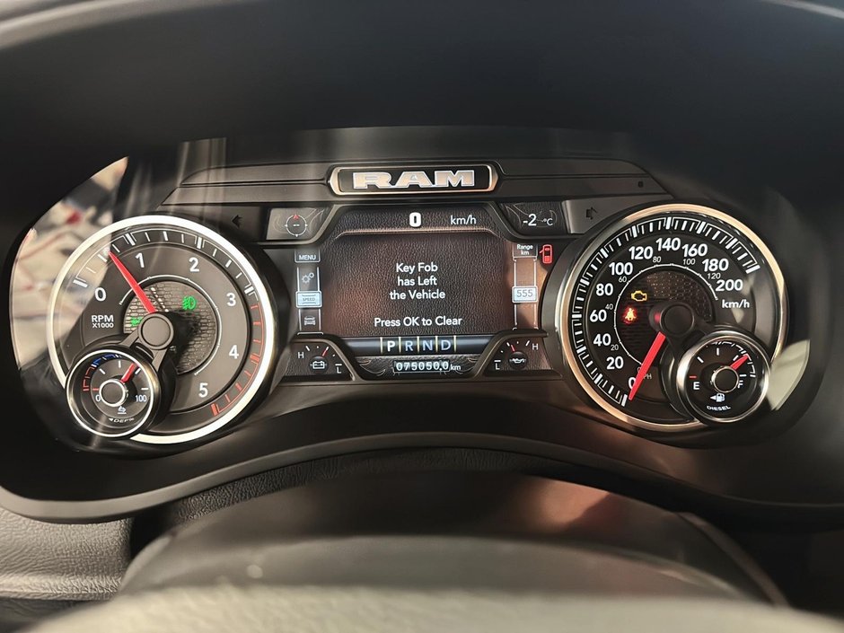 Ram 3500 Big Horn 2023-13