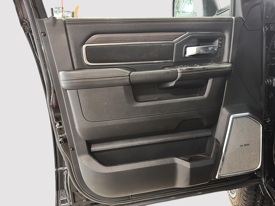 Ram 3500 LARAMIE 2026-9