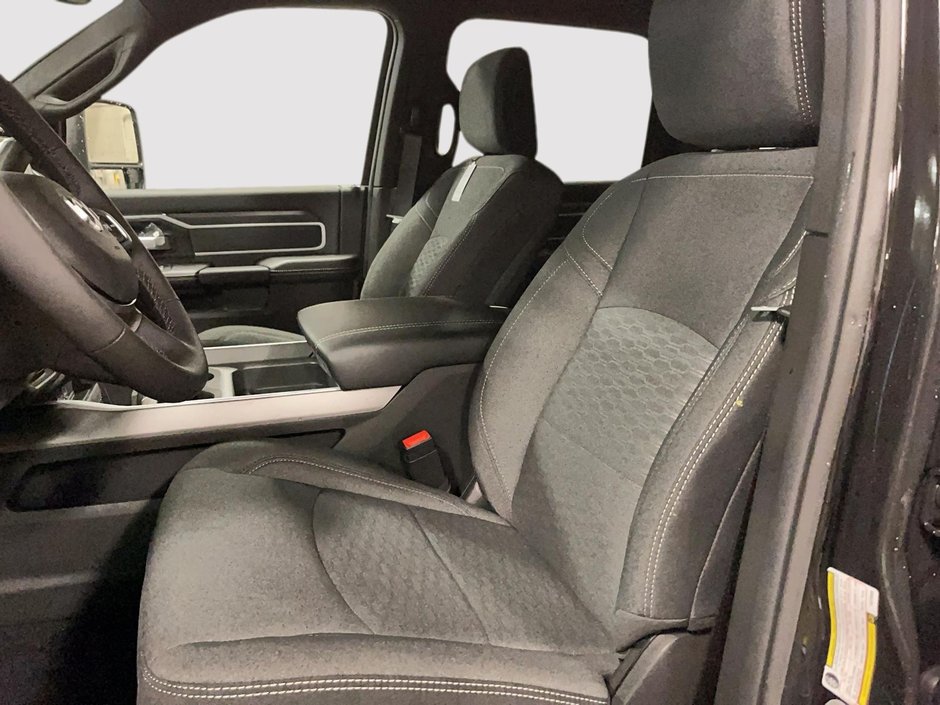 Ram 3500 BIG HORN 2026-7