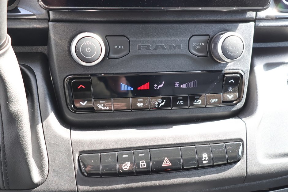 2025 Ram Promaster Cargo Van 3500 TRADESMAN W/ PASS SEAT-19