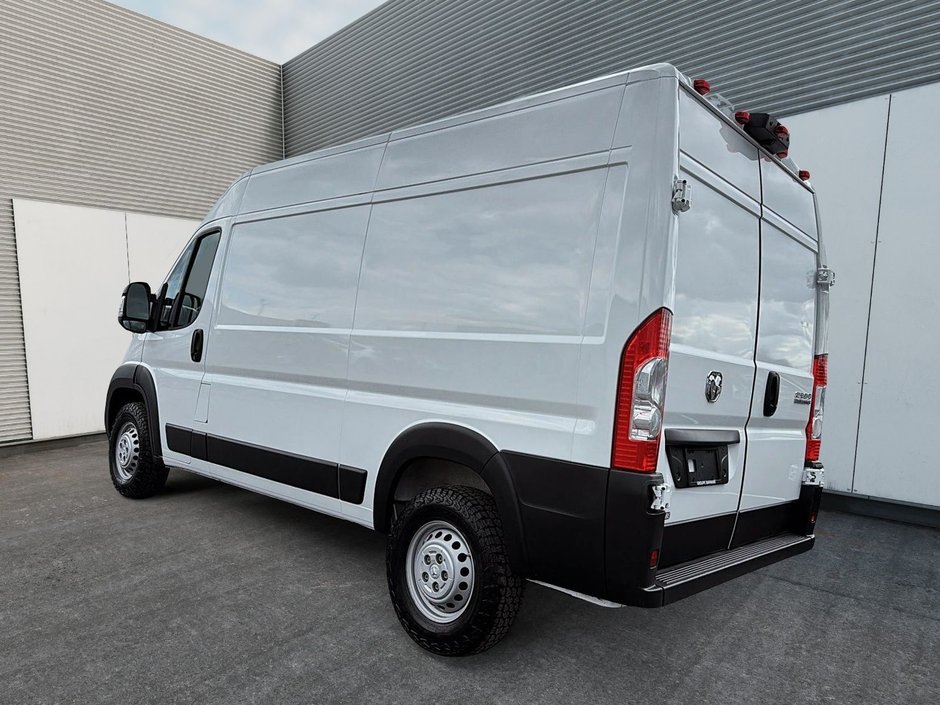 Ram ProMaster Cargo Van Tradesman 2025-3